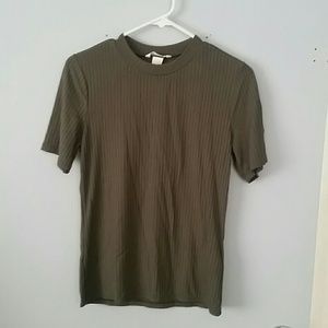 Tee